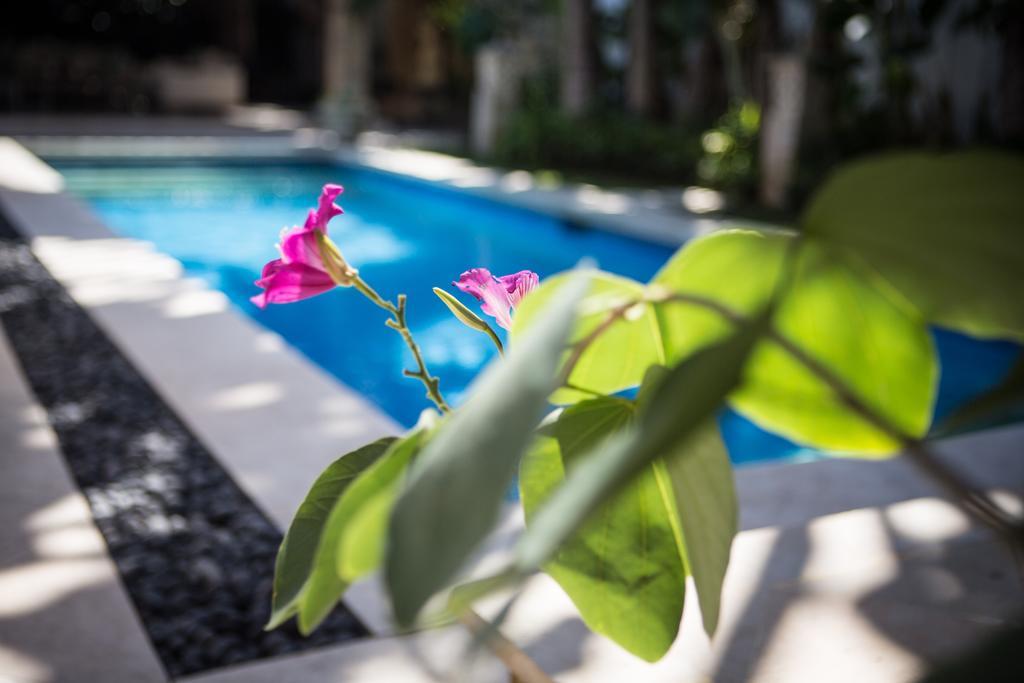Villa Alu Lima Seminyak Chambre photo
